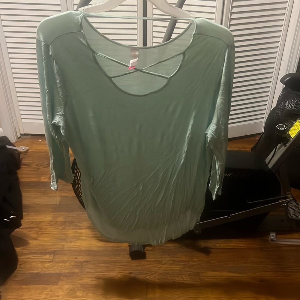Women shirt